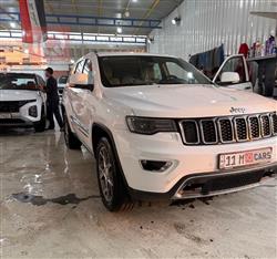 جيب جراند شيروكي